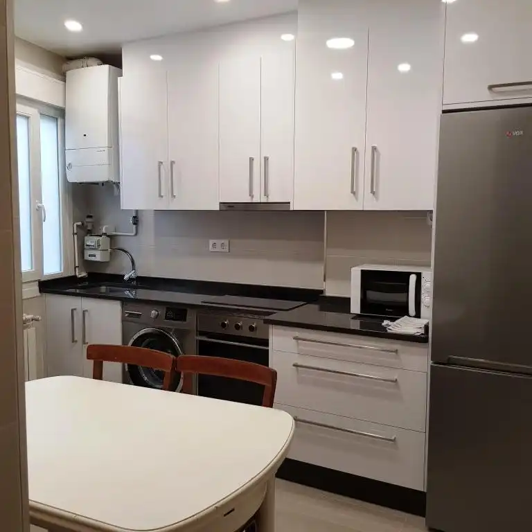 Habitació a Rúa Irmáns Villar H1 (Calle Paseo) centro, Casco Viejo