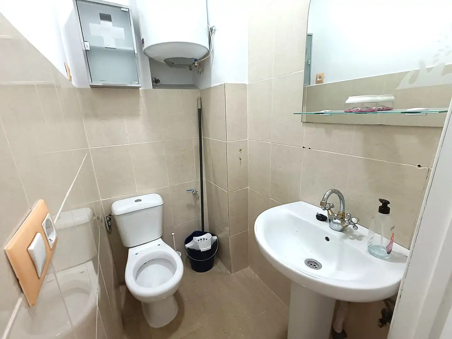 Local comercial de lloguer a Santa Fe, imagen 2