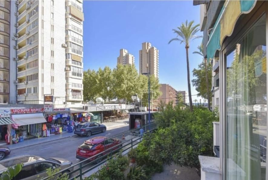 Exterior view of Flat for sale in Benidorm  with Air Conditioner, Private garden and Terrace