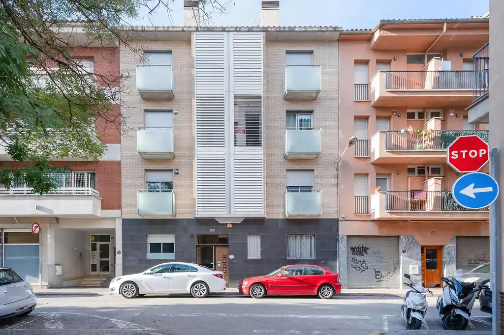 Exterior view of Apartments for sale in Girona  with Storage room