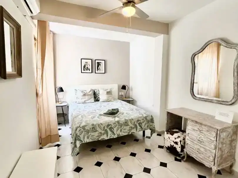 Piso de alquiler en Calle Cristóbal Colón, 8, Los Jardines de Marbella - La Ermita