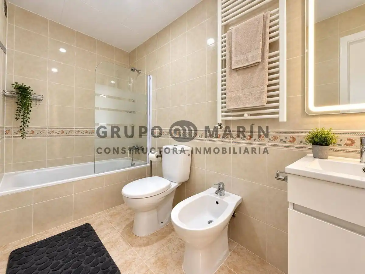 Baño de Apartamento en venta en Palafolls, Barcelona