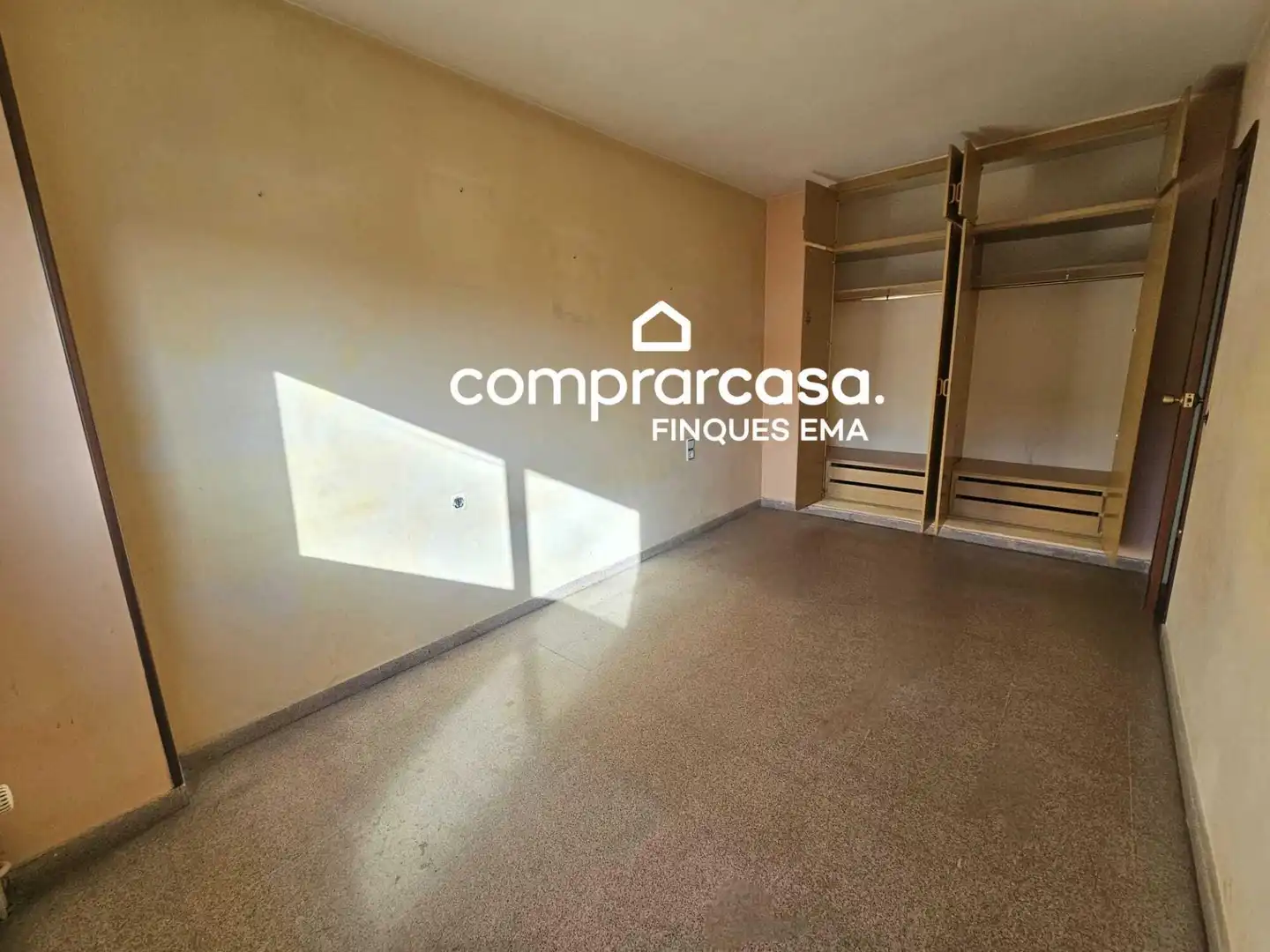 Vista exterior de Dúplex en venta en Mollet del Vallès con Balcón
