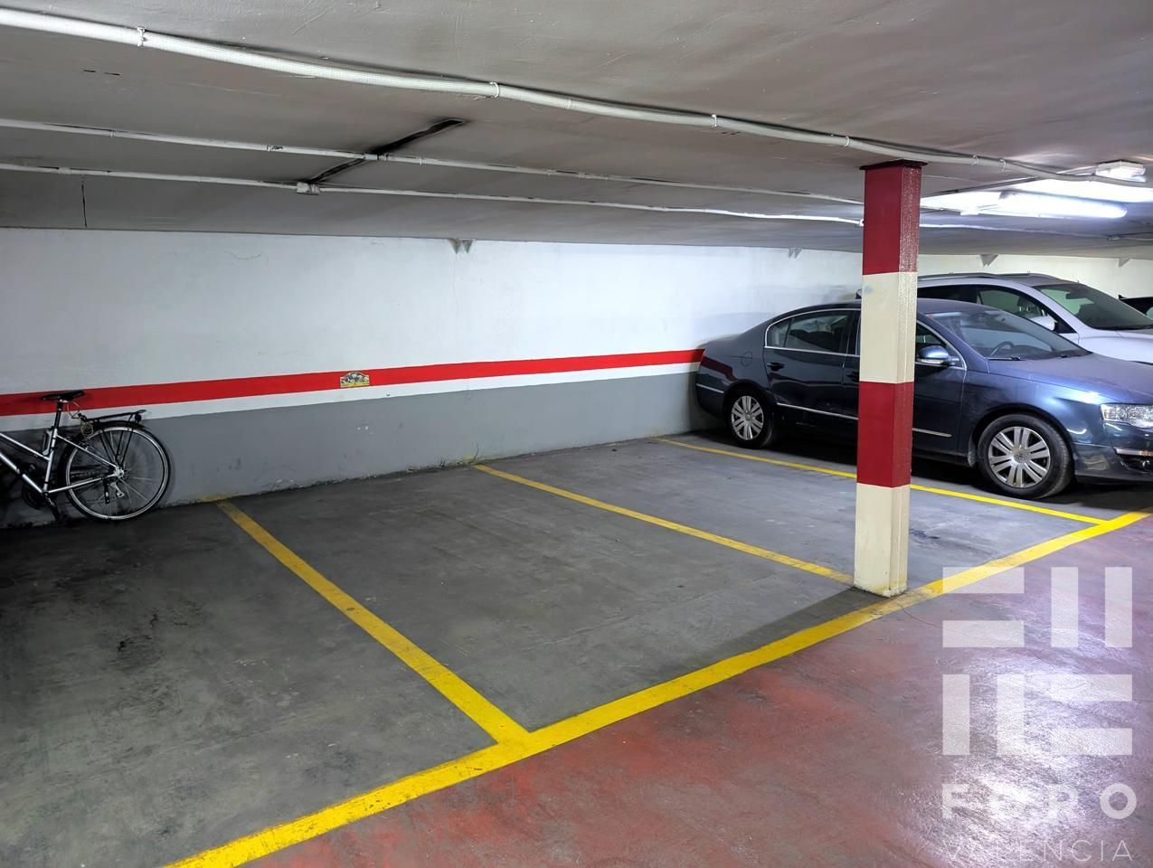 Garatge de lloguer a Carrer de Sueca, 9, Russafa