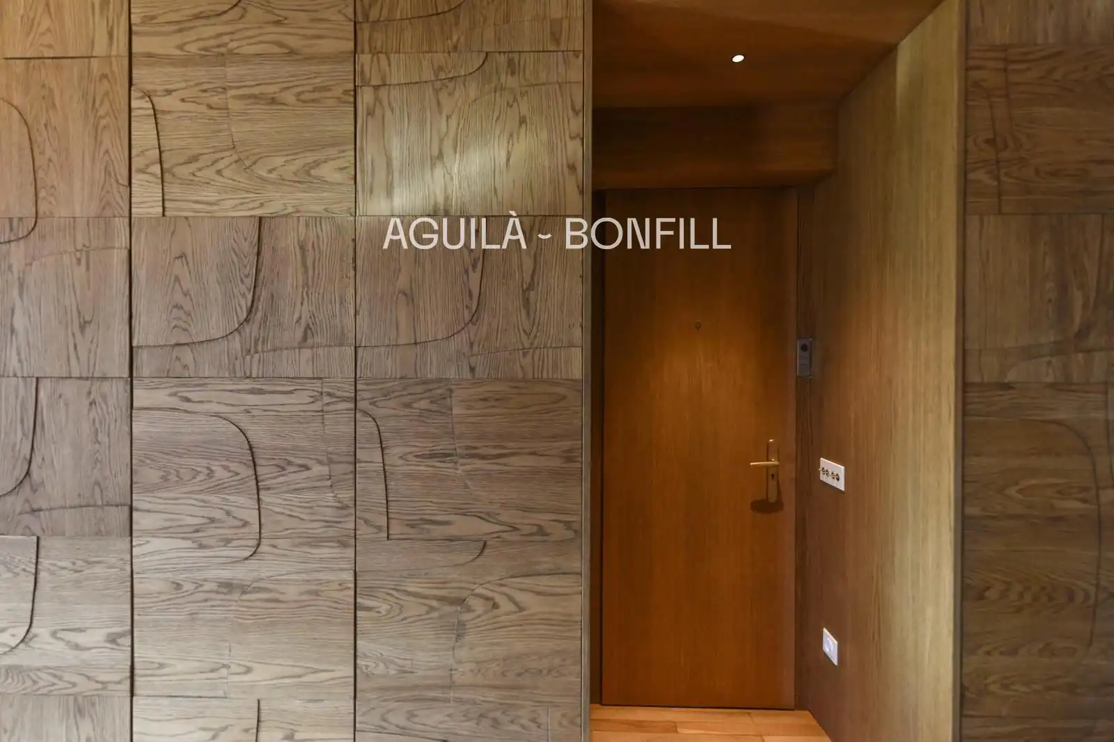 Flat for sale in Barcelona  with Air Conditioner, Heating and Parquet flooring