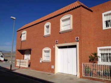 Duplex for sale in C/ Ave Fenix 1