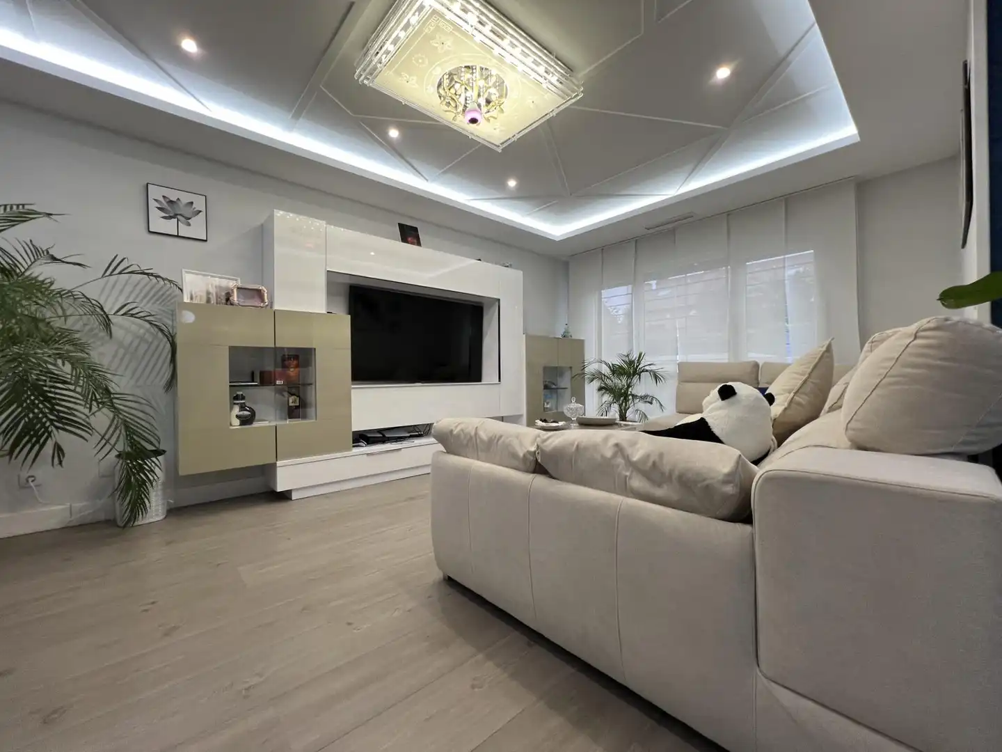 Sala d'estar de Casa o xalet en venda en Rivas-Vaciamadrid amb Aire condicionat, Calefacció i Jardí privat