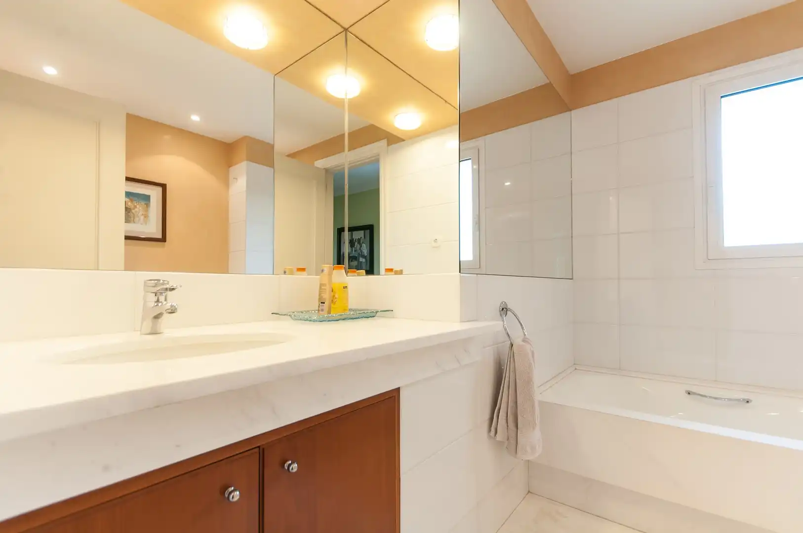 Bathroom of Houses for rent in Sant Just Desvern  with Air Conditioner, Heating and Terrace