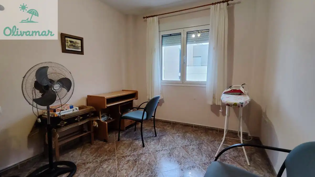 Dormitori de Casa o xalet en venda en Oliva amb Moblat