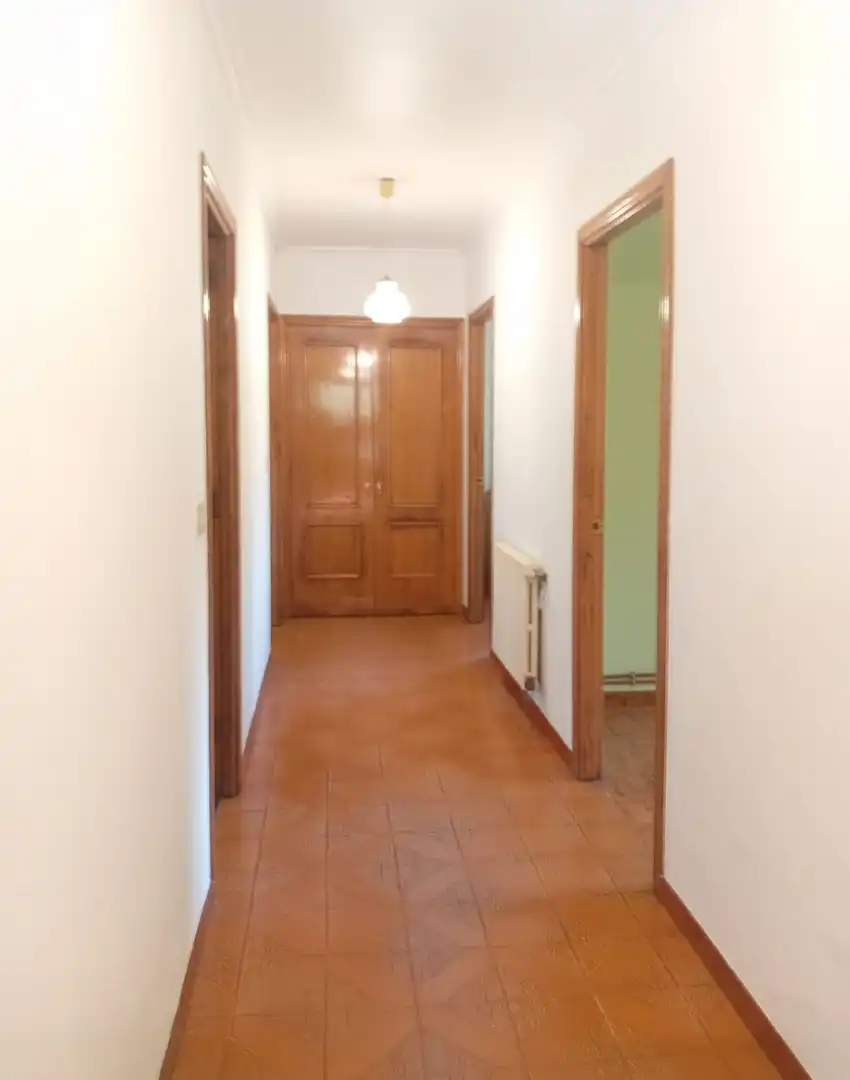 Haus oder Chalet zum Verkauf in Covelo mit Heizung, Abstellraum und Möbliert