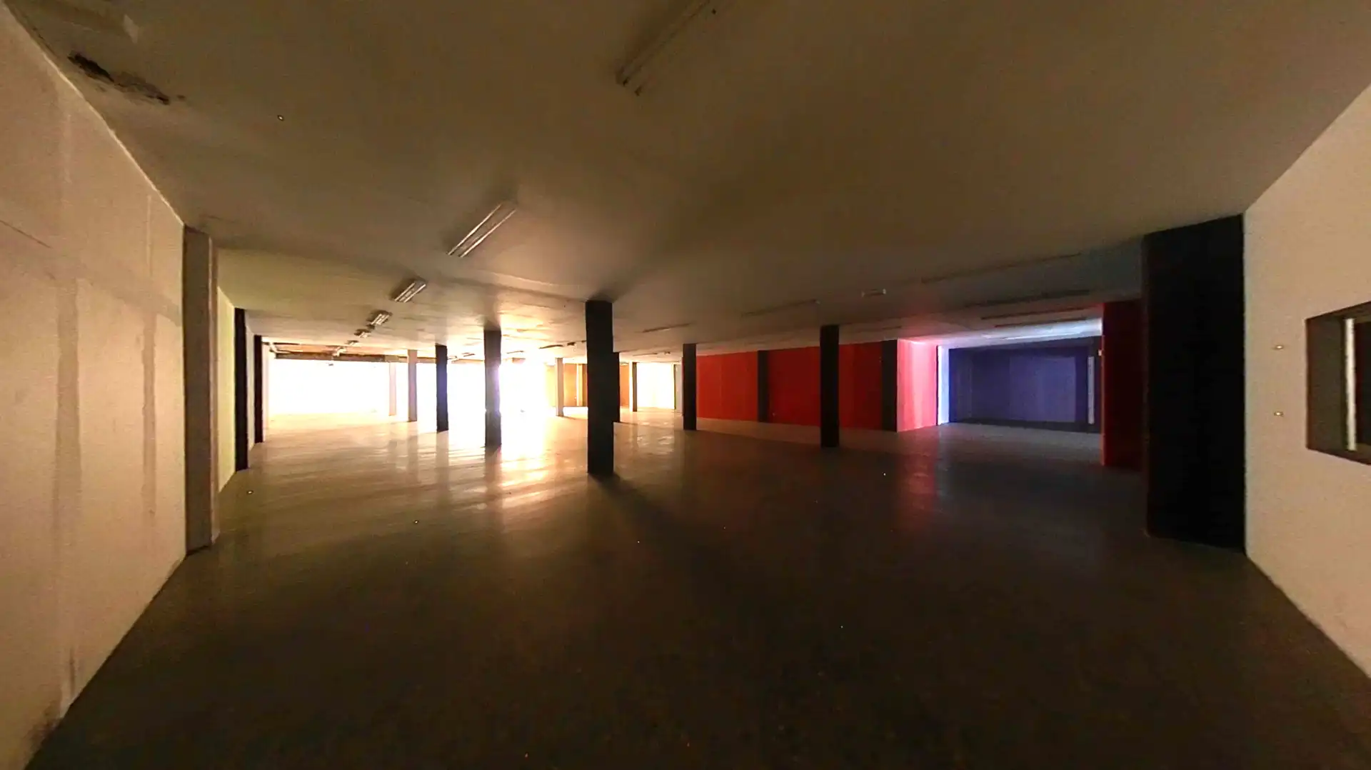 Nau industrial en venda en Viladecans