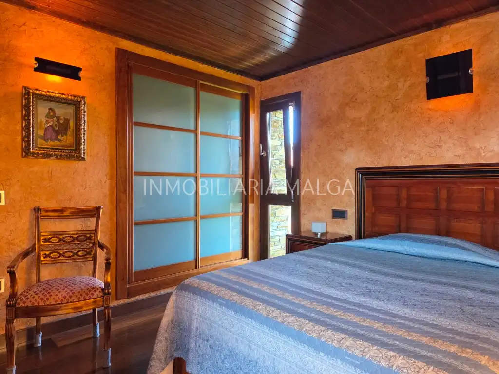Bedroom of Houses for sale in Colunga  with Heating, Private garden and Parquet flooring