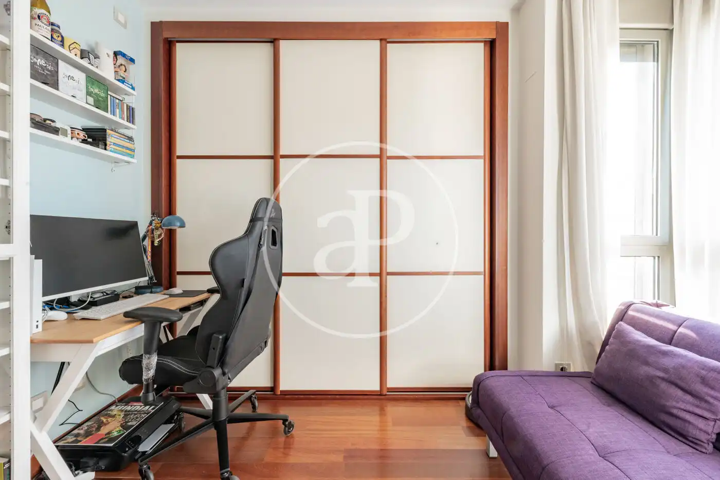 Piso con terraza en venta en C. de Buitrago del Lozoya, imagen 24