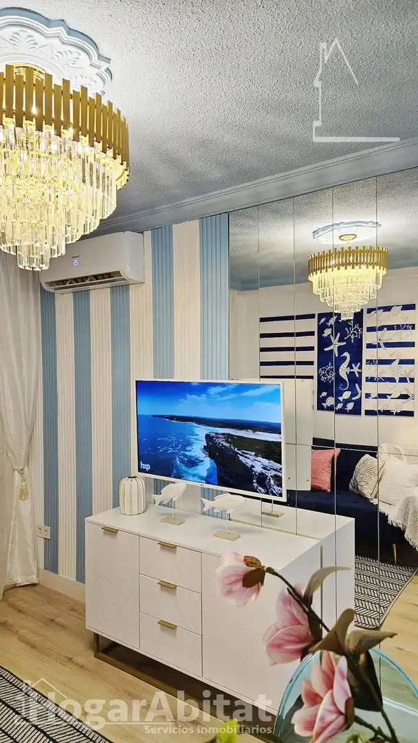 Living room of Flat for sale in Oropesa del Mar / Orpesa  with Air Conditioner, Terrace and Furnished