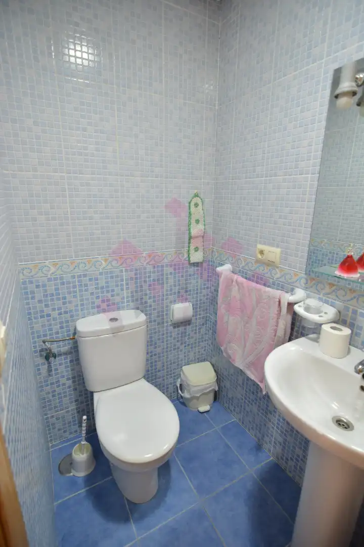 Bathroom of Flat for sale in Carrión de Calatrava  with Air Conditioner, Heating and Furnished