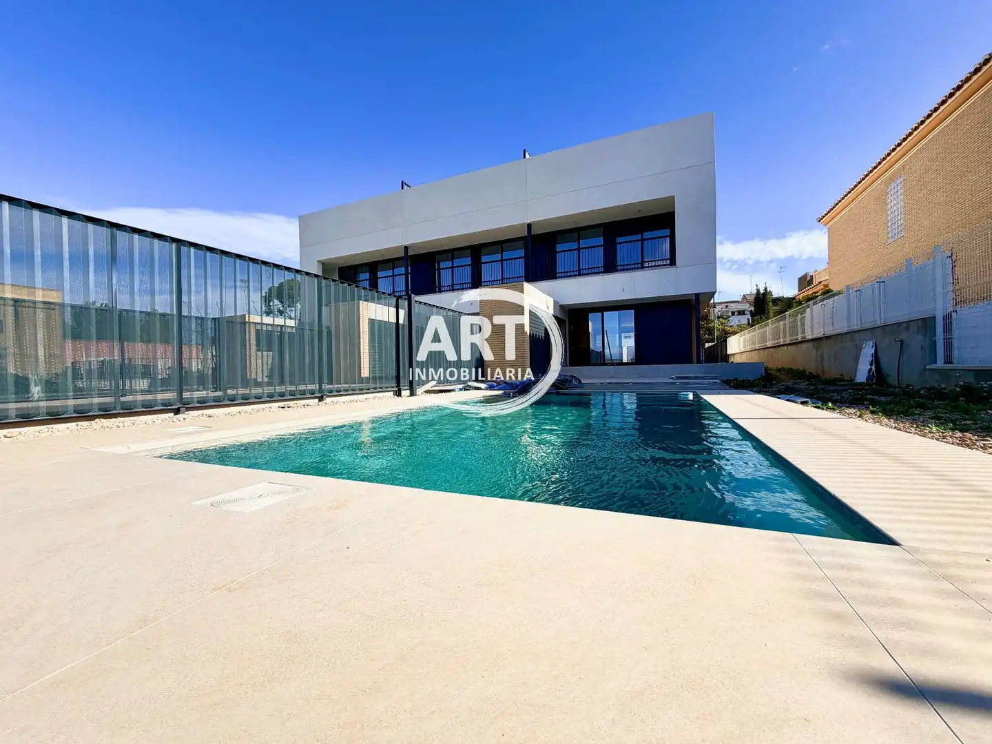Swimming pool of Detached homes for sale in Benissanó  with Air Conditioner, Heating and Private garden