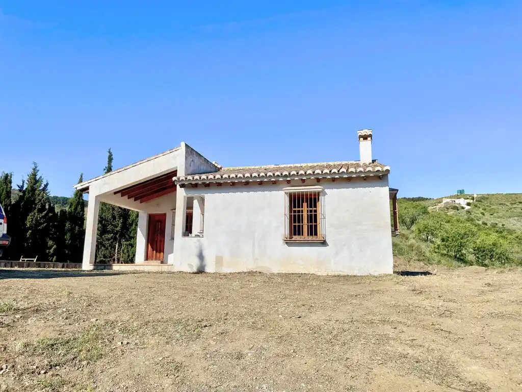 Casa rústica amb piscina en venda a El Borge, imagen 29