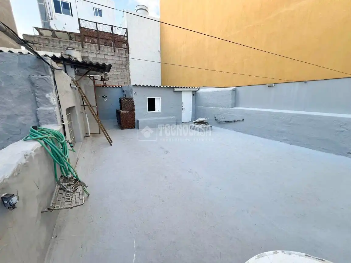Terrassa de Casa adosada en venda en Santa Lucía de Tirajana amb Aire condicionat, Terrassa i Traster