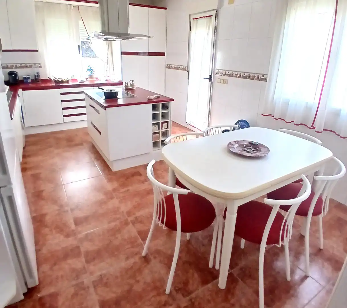 Houses for sale in Paseo de la Cañada, 21, El Guijo - Colonia España