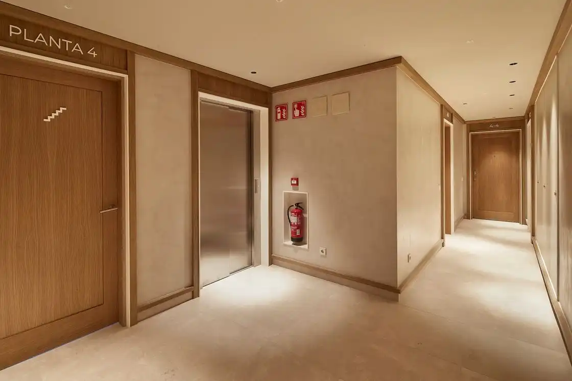 Wohnung zur Miete in Sant Joan Despí mit Klimaanlage, Heizung und Privatgarten