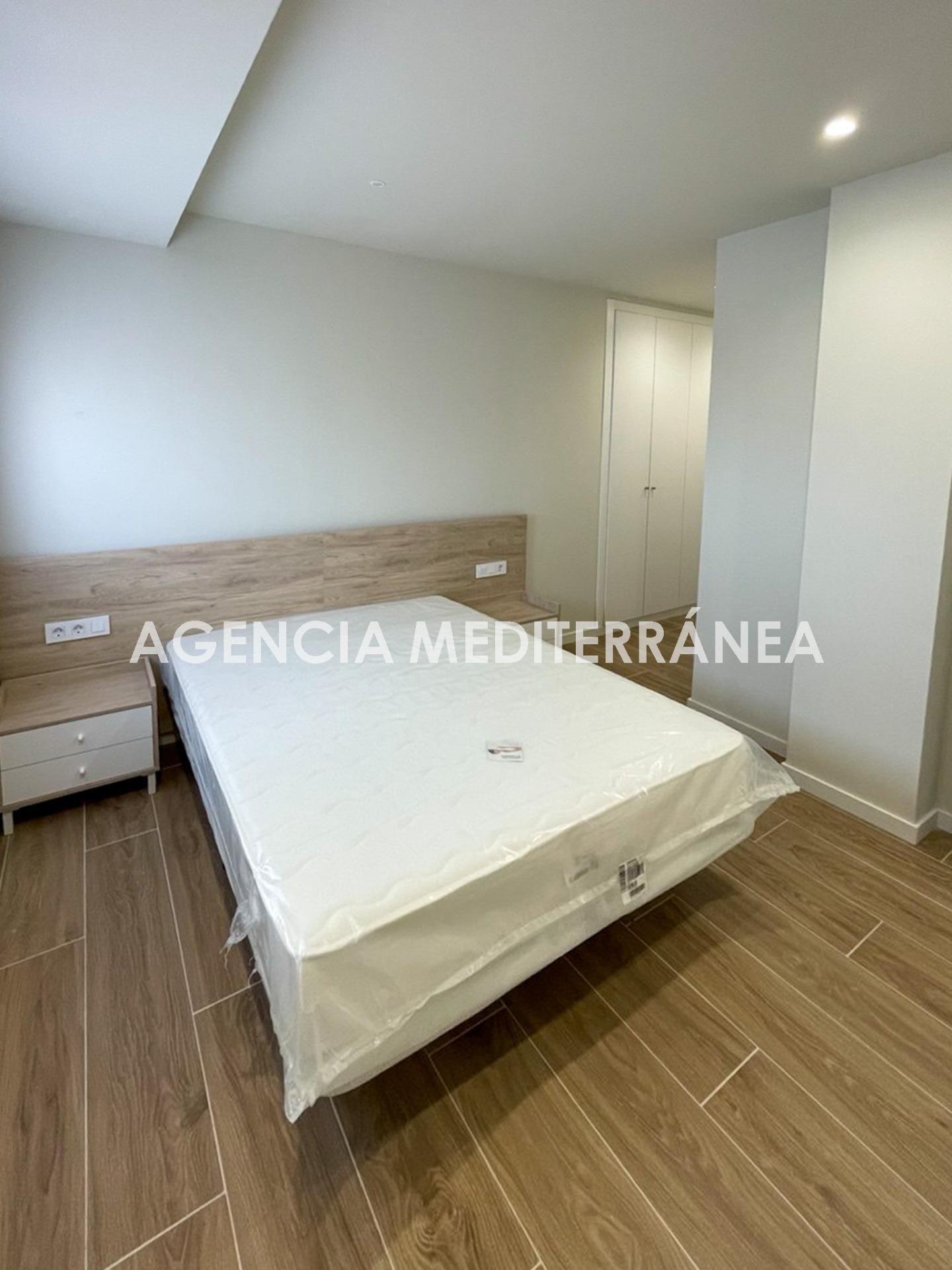 Habitación de Apartamento en venta en  Valencia Capital con Aire acondicionado, Terraza y Amueblado