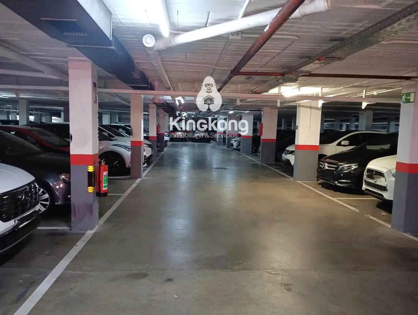 Parking of Flat for sale in Madrid  with Air Conditioner, Heating and Swimming Pool