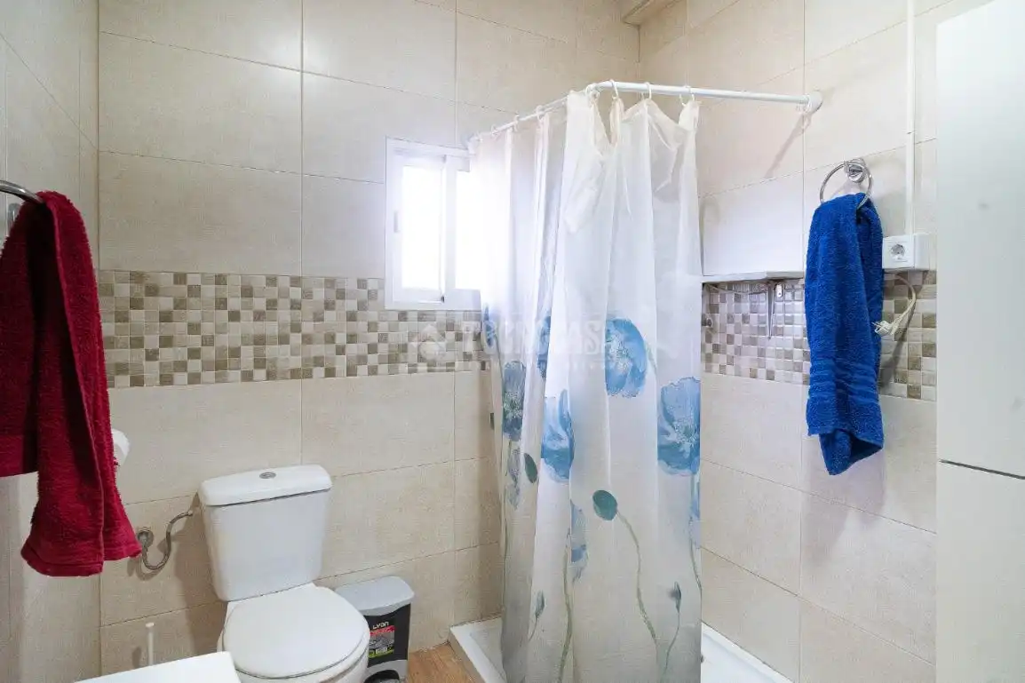 Bathroom of Country homes for sale in Jódar  with Air Conditioner and Heating