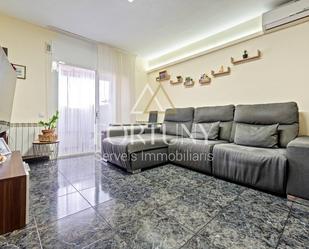 Sala d'estar de Pis en venda en Reus amb Aire condicionat i Calefacció