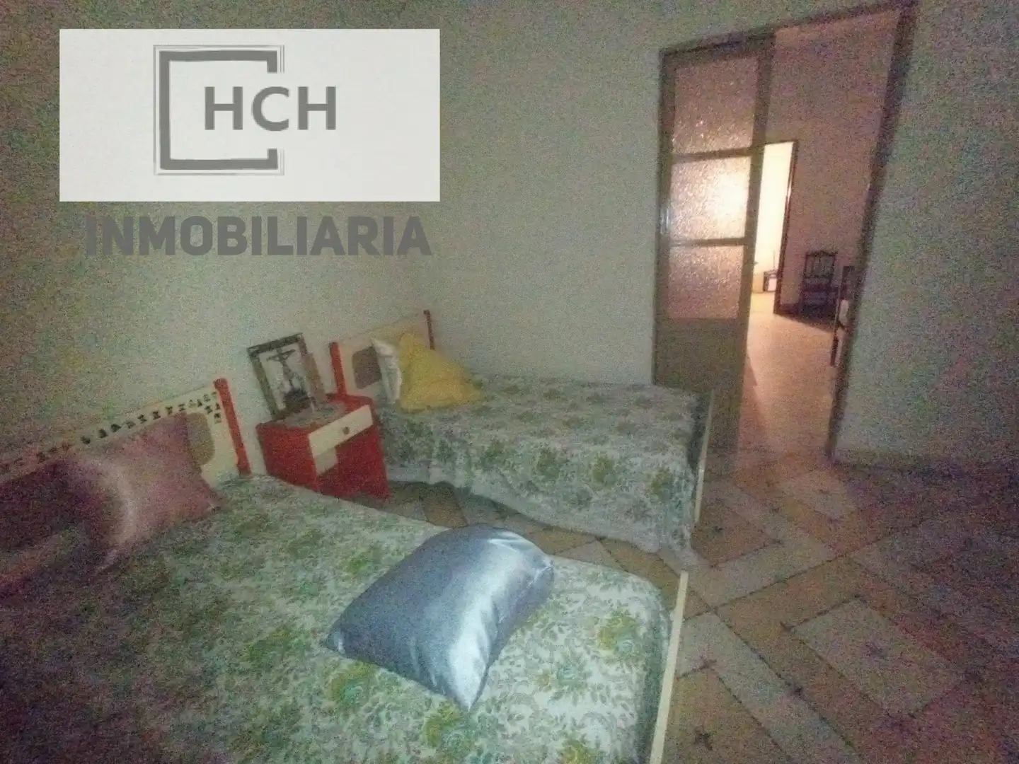 Dormitori de Finca rústica en venda en La Puebla de Montalbán amb Traster, Moblat i Balcó