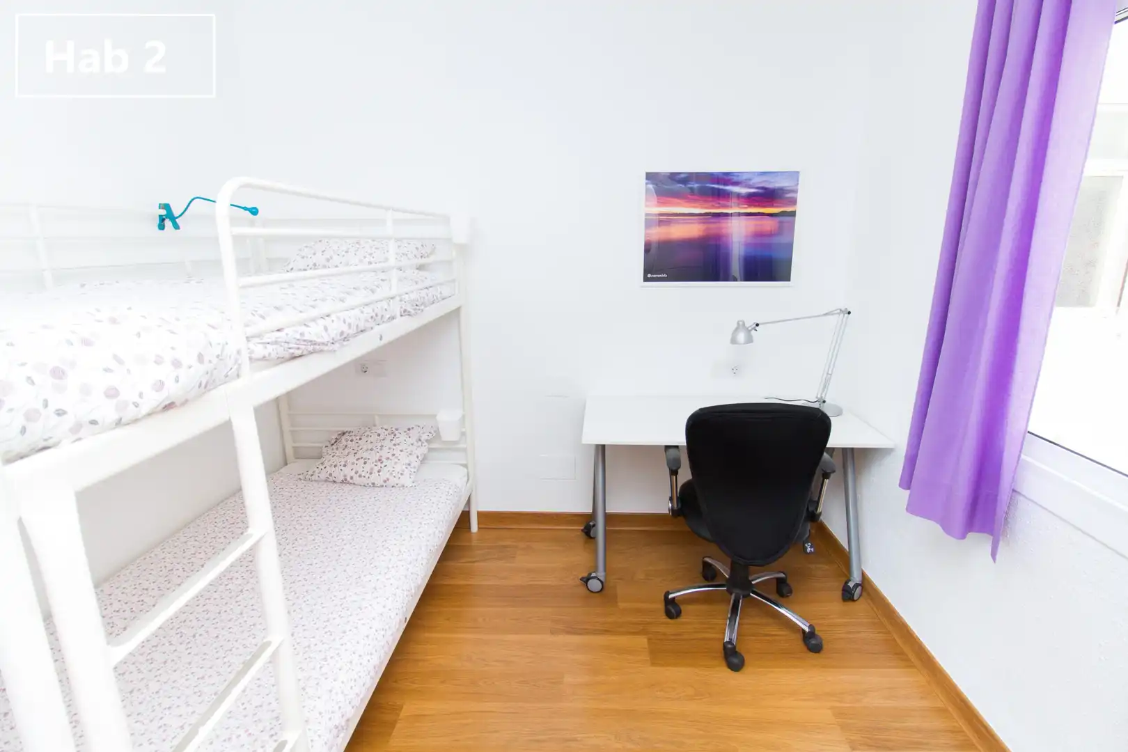Bedroom of Flat for share in Málaga  with Air Conditioner, Heating and Furnished