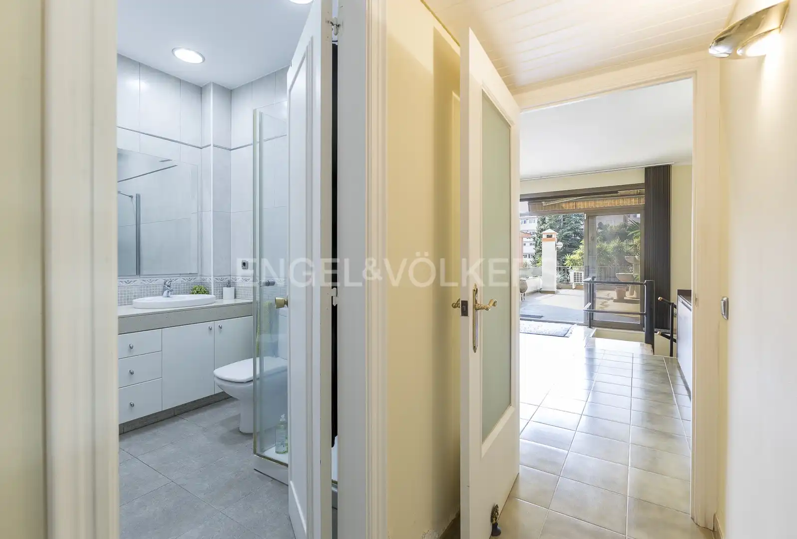 Baño de Casa o chalet en venta en Barcelona con Calefacción, Jardín privado y Terraza