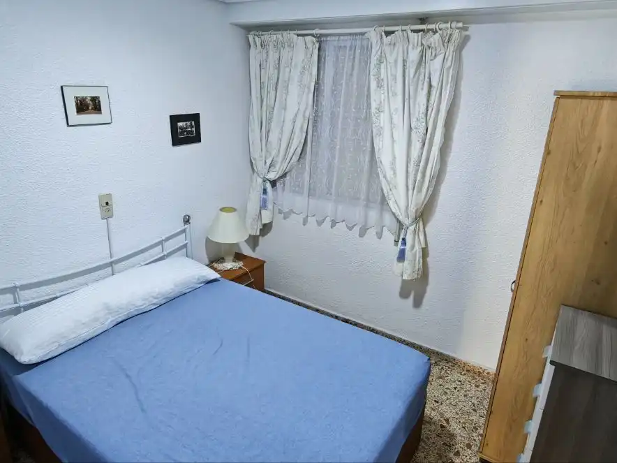 Dormitori de Pis en venda en Santa Pola amb Aire condicionat, Terrassa i Balcó