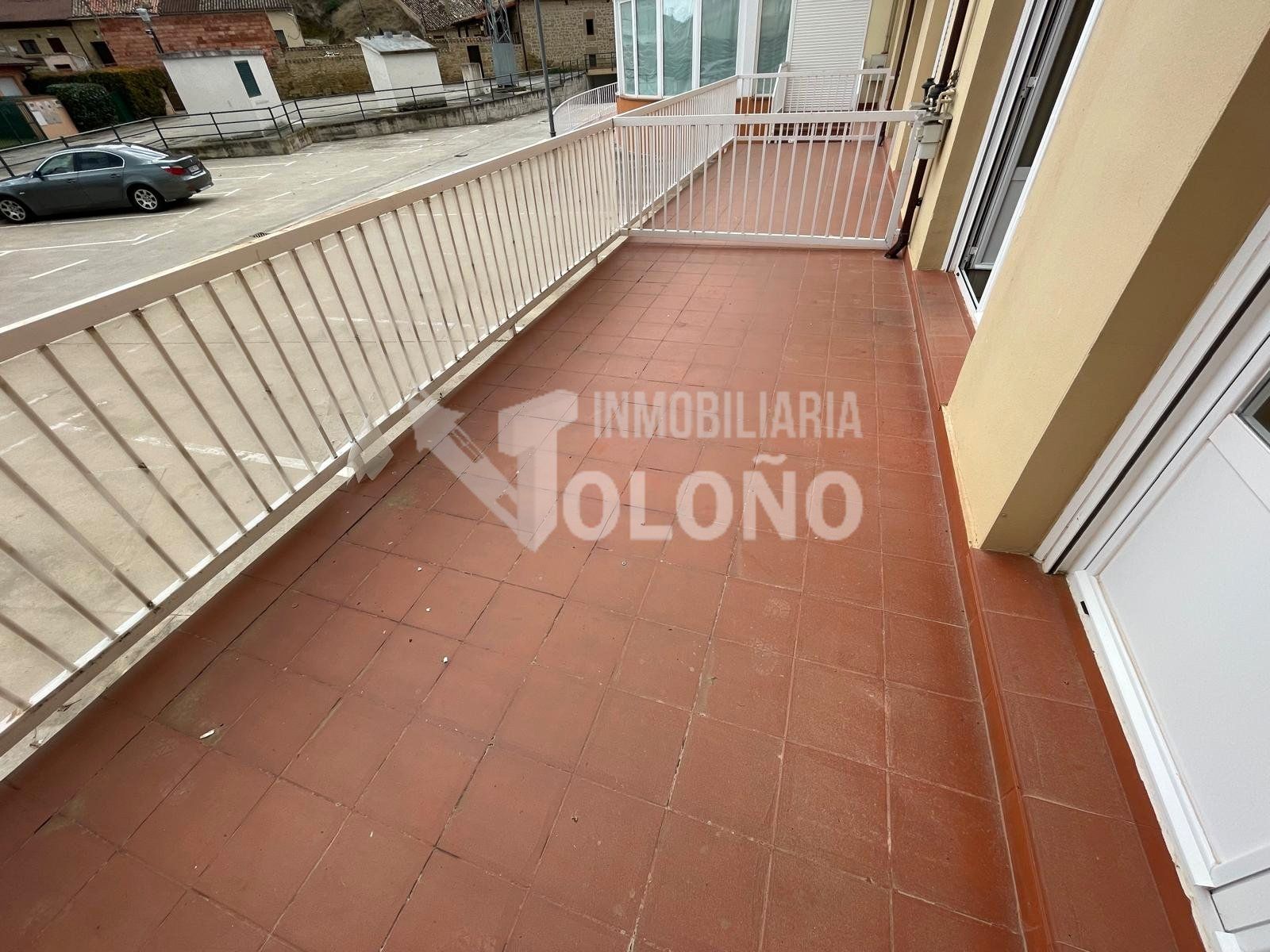 Terraza de Apartamento en venta en Cuzcurrita de Río Tirón con Calefacción, Terraza y Amueblado