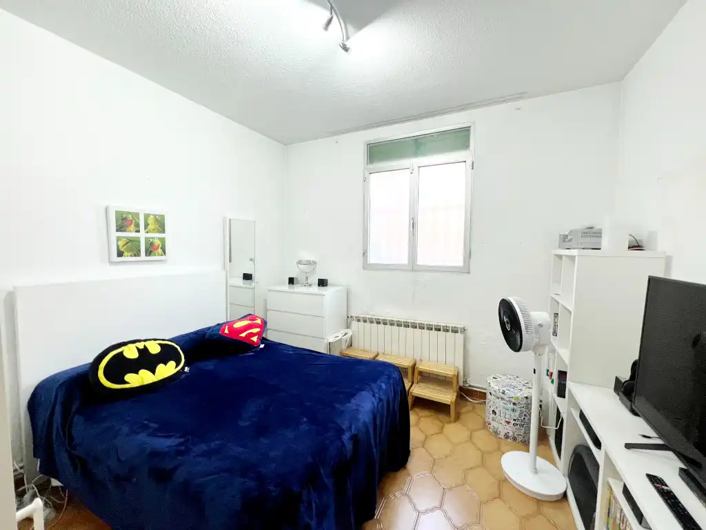 Schlafzimmer von Wohnung zum Verkauf in Madrid mit Klimaanlage, Heizung und Privatgarten