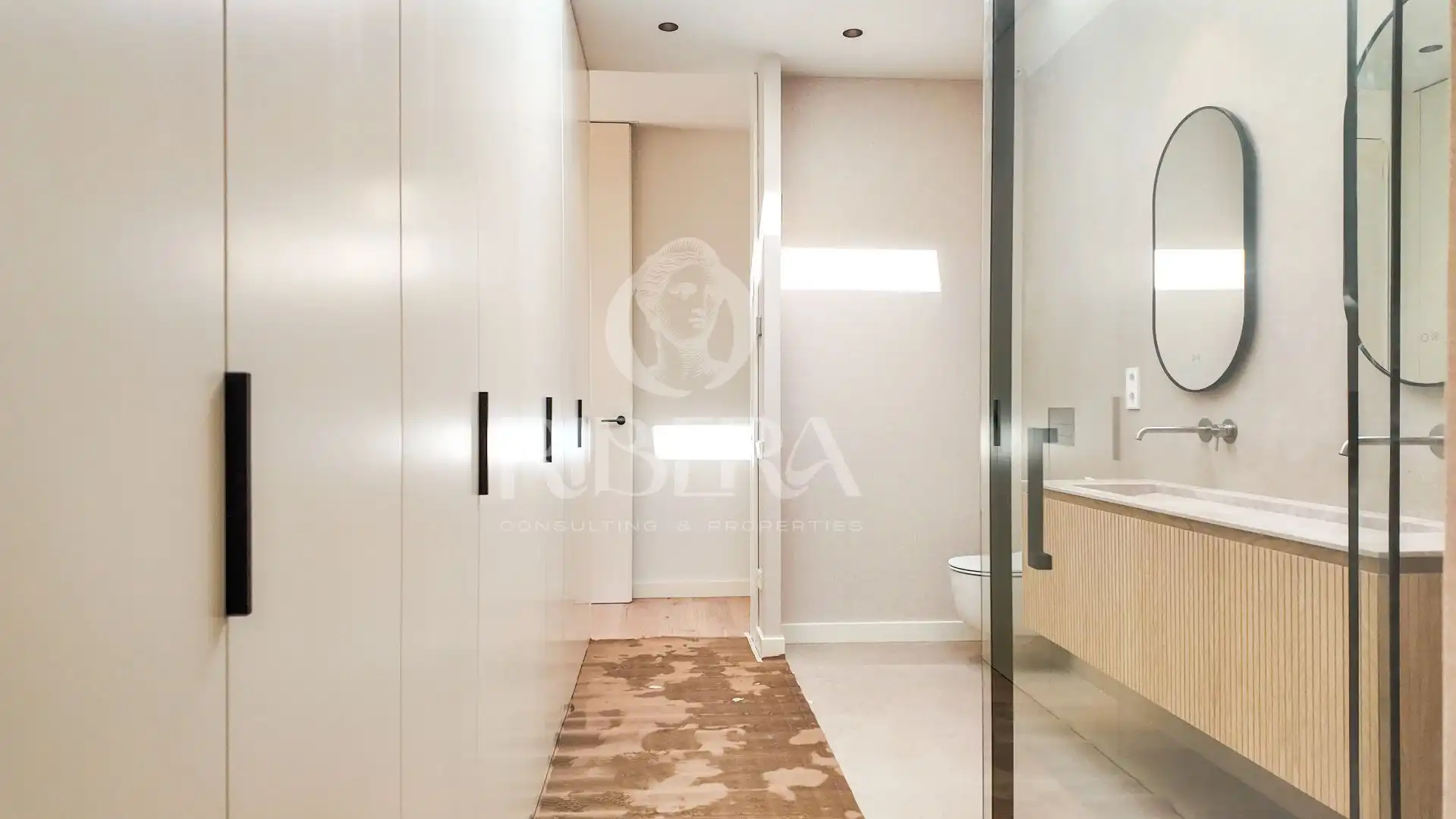 Habitación de Casa o chalet en venta en L'Eliana con Aire acondicionado, Calefacción y Jardín privado