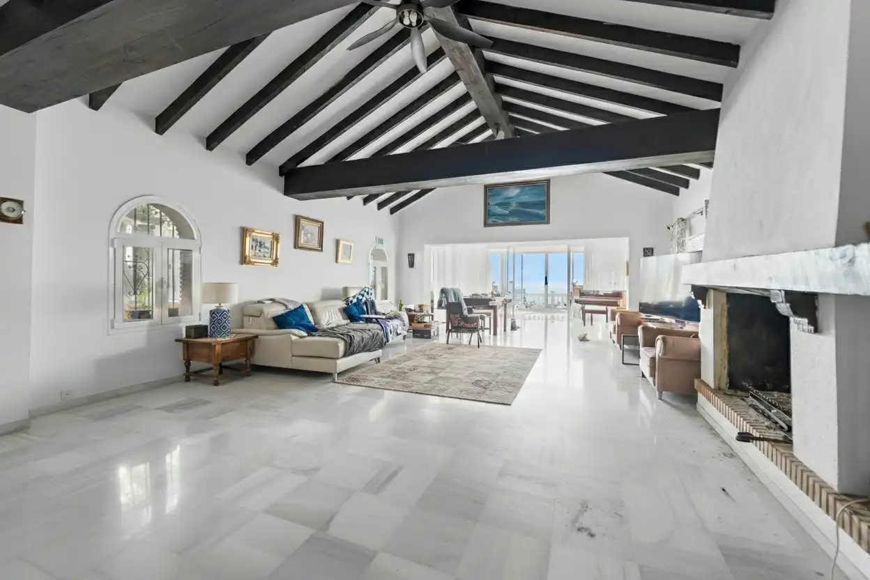 Sala de estar de Casa o chalet en venta en Benalmádena con Aire acondicionado, Jardín privado y Terraza