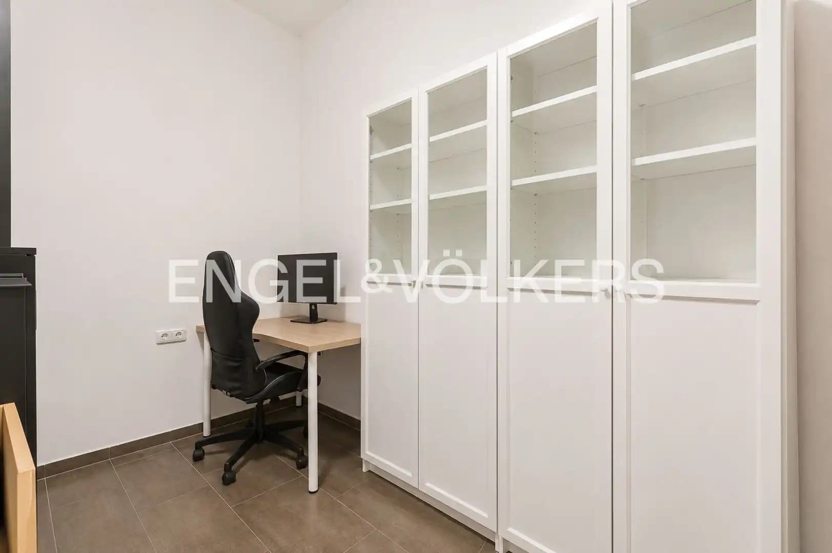 Ground floor for sale in Barcelona  with Heating, Parquet flooring and Terrace