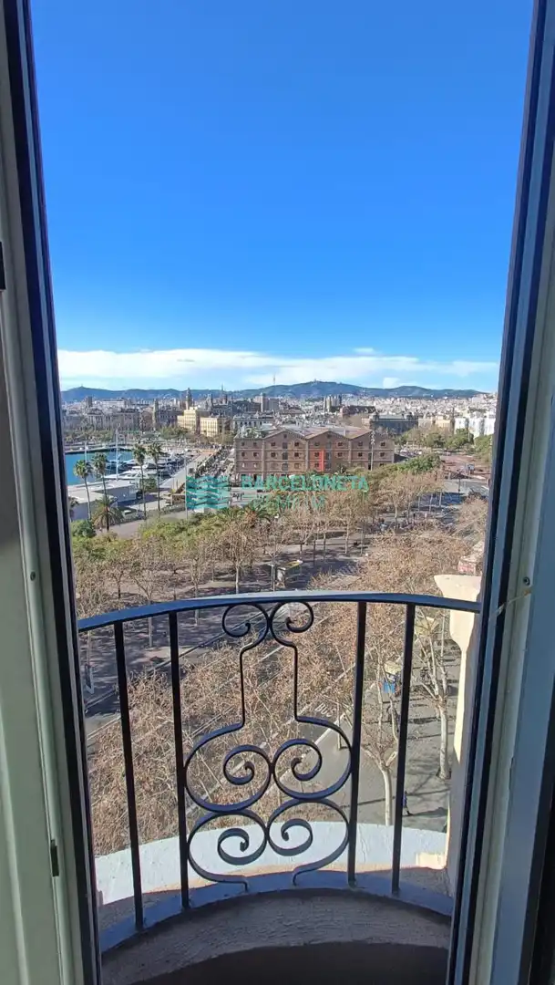 Außenansicht von Wohnung zur Miete in Barcelona mit Klimaanlage, Terrasse und Möbliert