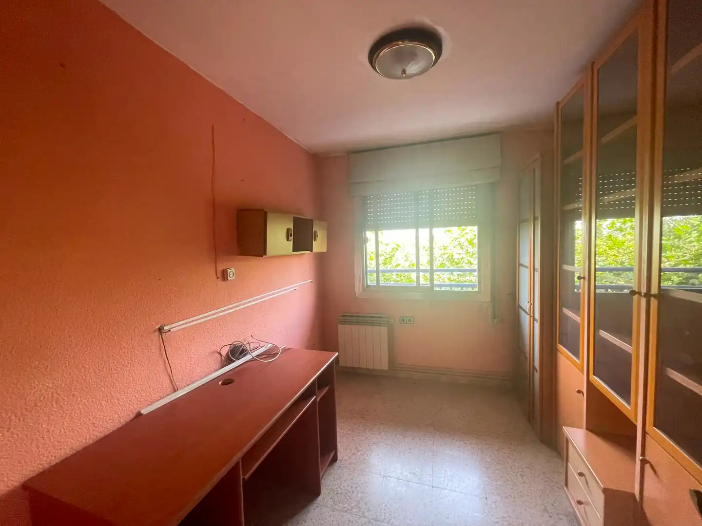 Dormitori de Pis en venda en Barberà del Vallès amb Calefacció, Forn i Balcó