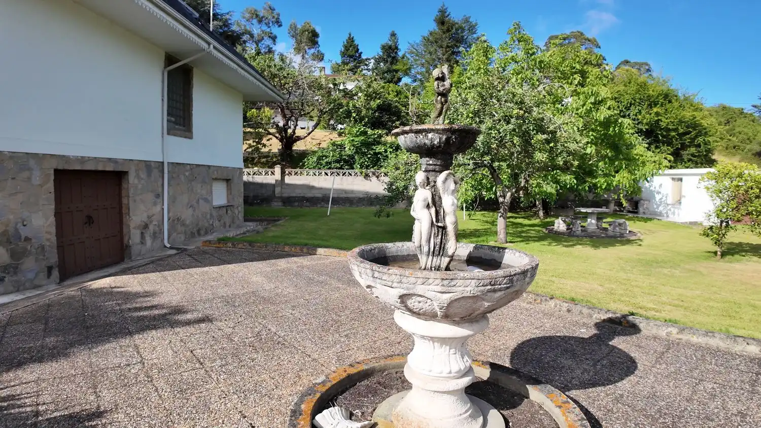 Jardí de Casa o xalet en venda en Villaviciosa amb Calefacció, Terrassa i Traster