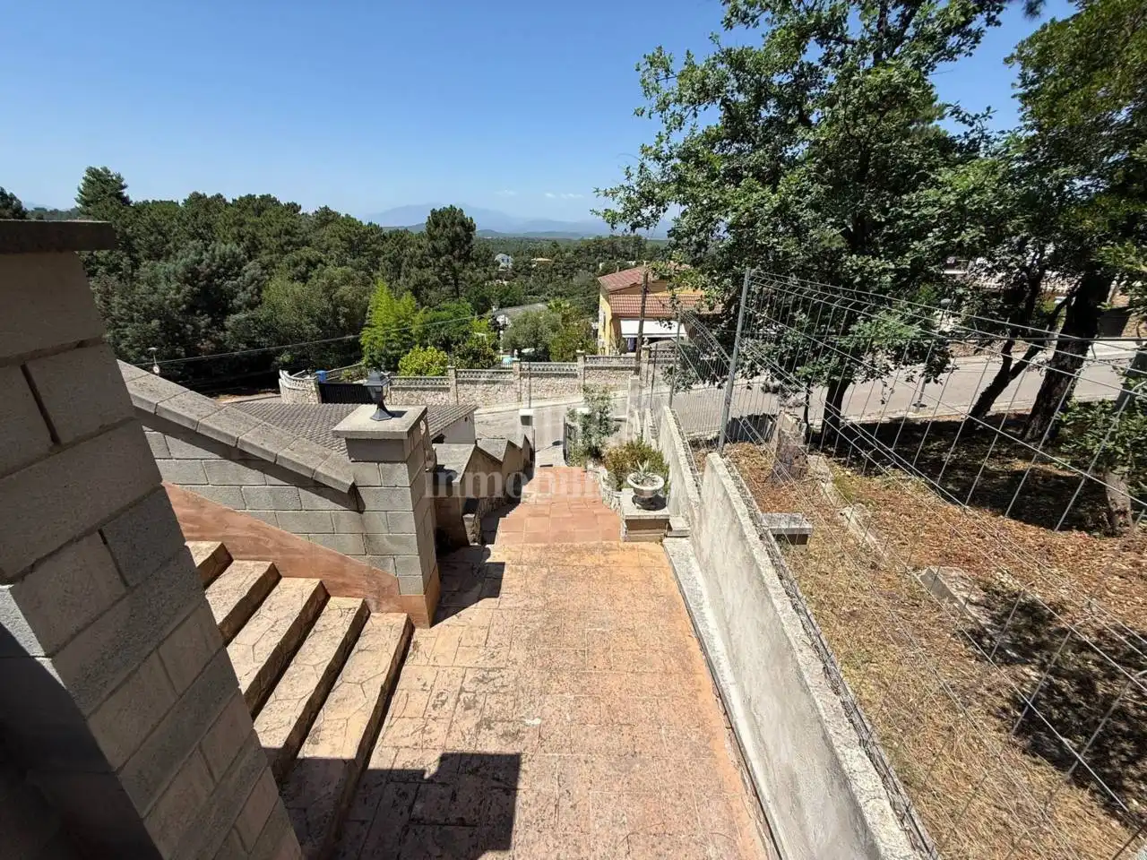 Vista exterior de Casa o xalet en venda en Vidreres amb Aire condicionat, Jardí privat i Parquet