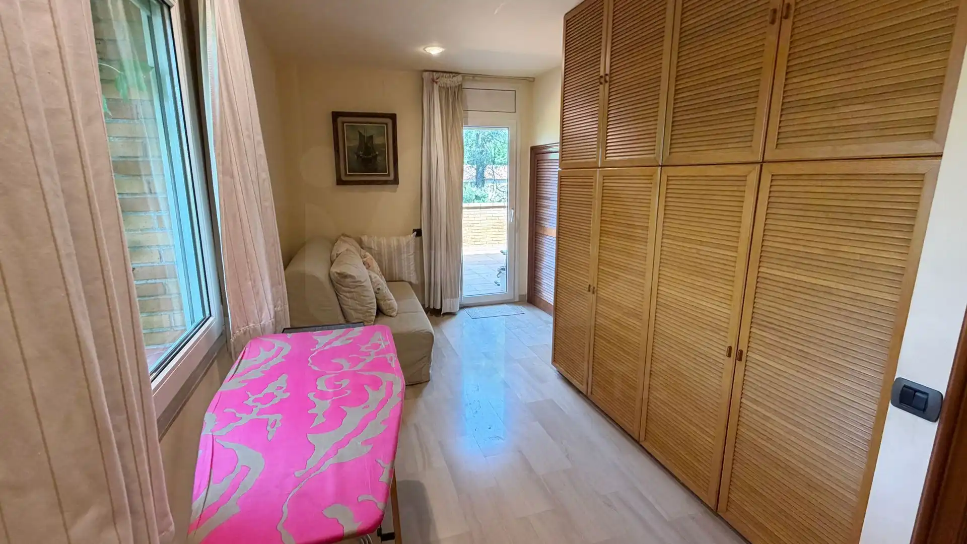 Dormitori de Casa o xalet en venda en Sant Cugat del Vallès amb Aire condicionat, Calefacció i Terrassa