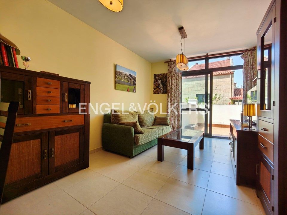 Living room of Apartment for sale in Cangas   with Heating, Parquet flooring and Terrace