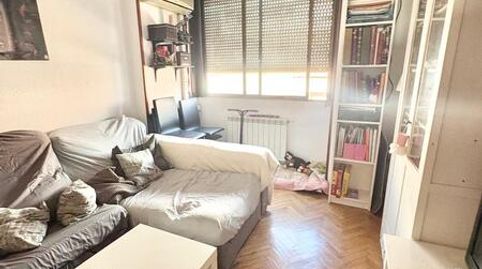 GLOBALPISO CARABANCHEL VISTA ALEGRE vende piso en 2º planta con ascensor de 59m2 distribuidos en salon independiente con aire acon