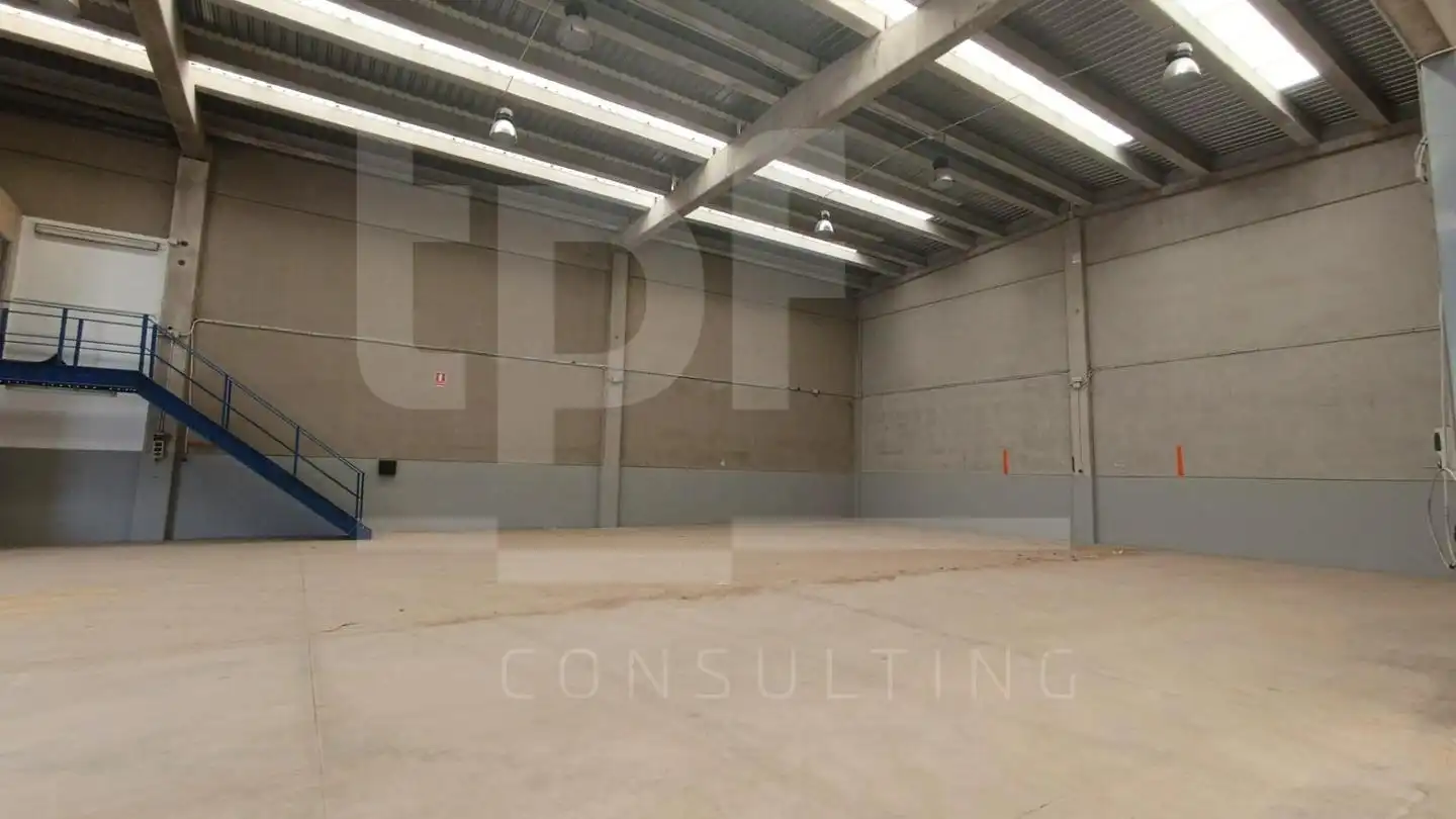 Industrial building to rent in Avinguda dels Fusters, imagen 11