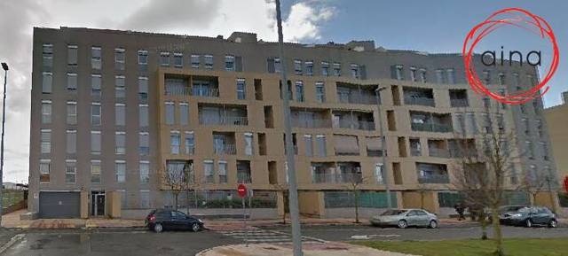 Garaje en Venta en Calle MADRES DE LA PLAZA DE MAYO, 1 en Nuevo Artica