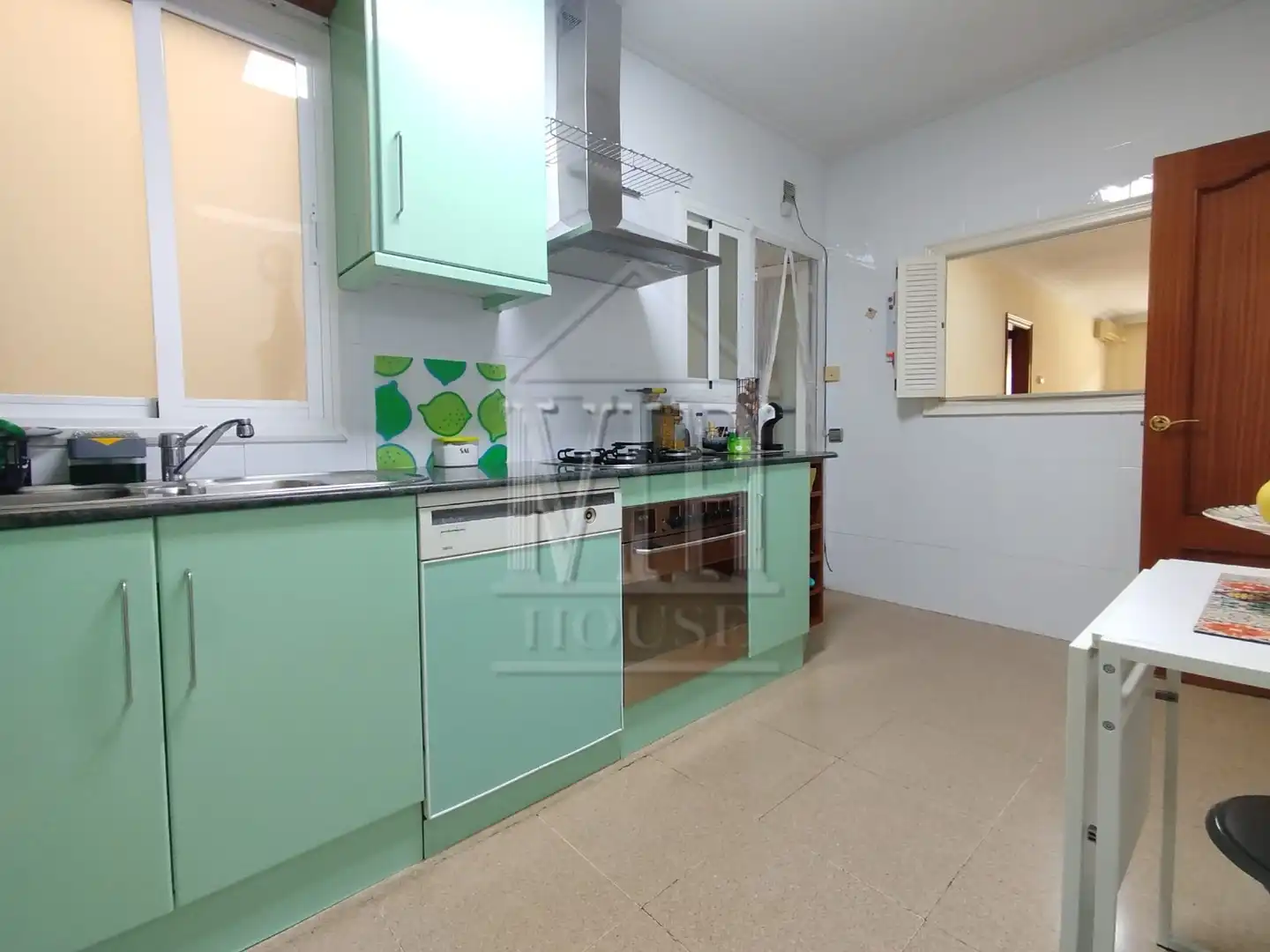 Cocina de Piso en venta en Badalona con Aire acondicionado y Amueblado