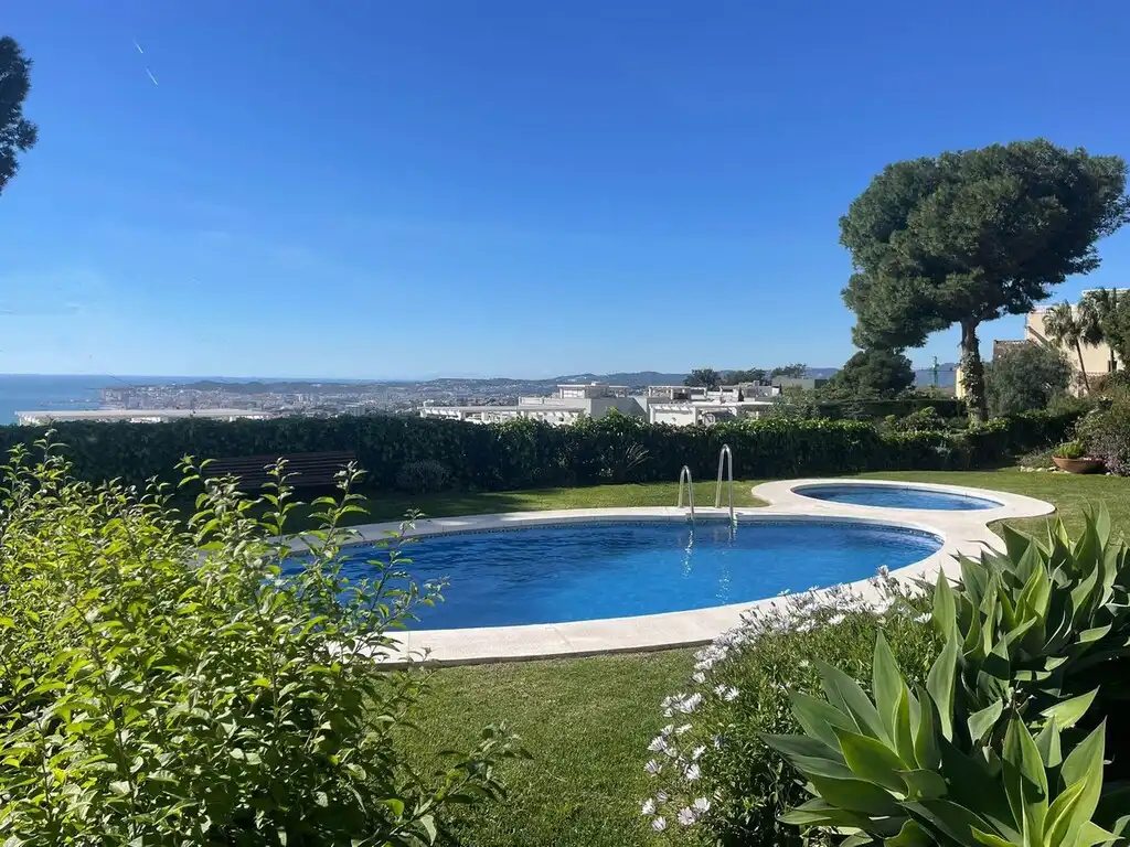 Piscina de Apartamento en venta en Benalmádena con Aire acondicionado, Jardín privado y Terraza