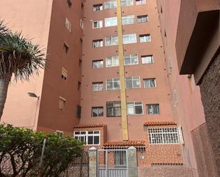 Vista exterior de Pis en venda en Las Palmas de Gran Canaria amb Balcó