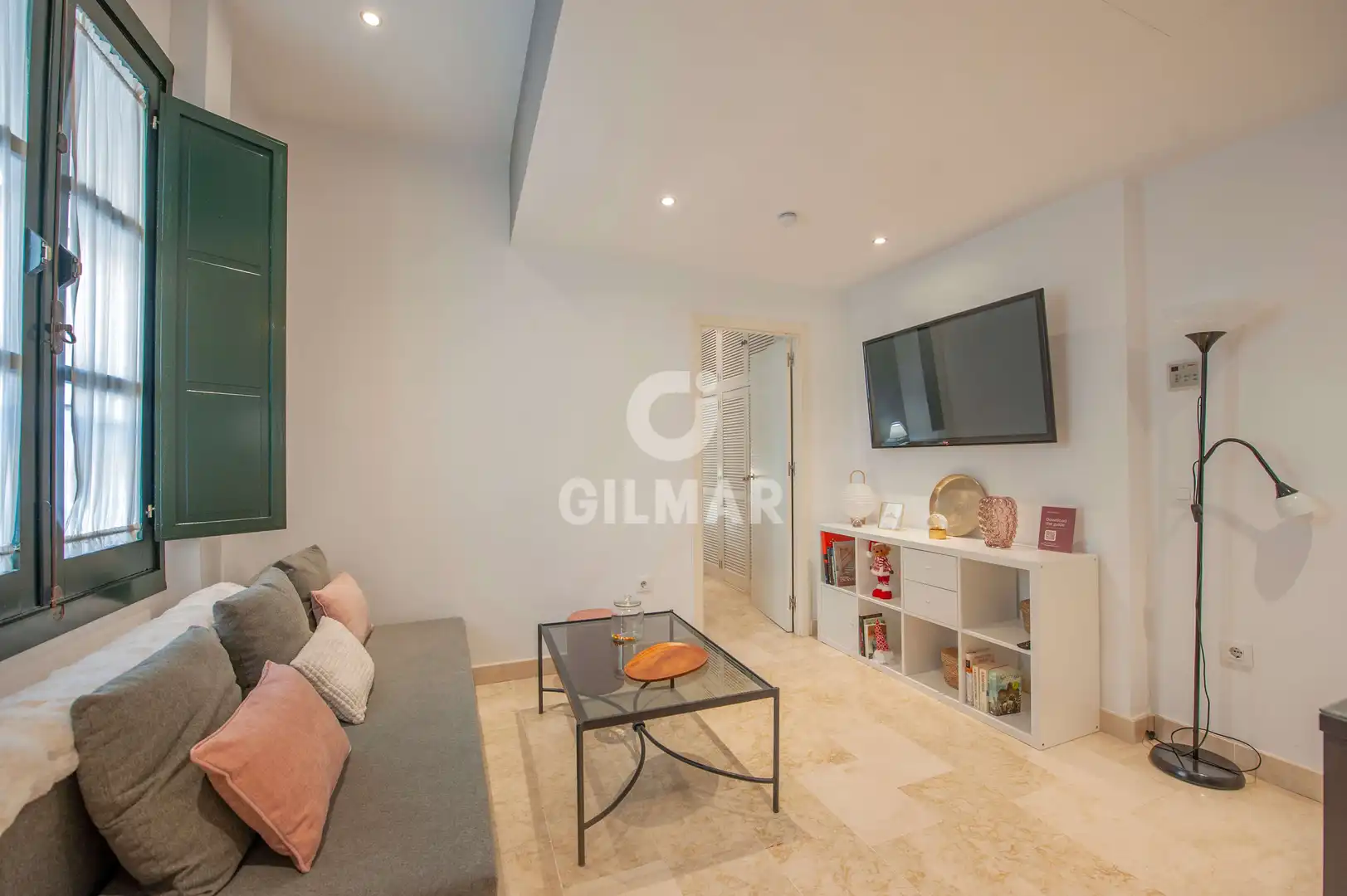 Living room of Flat for sale in Sevilla  with Heating, Storage room and Furnished